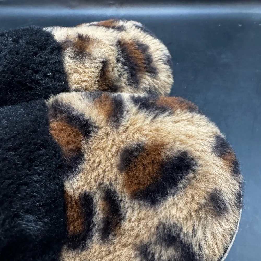 Olive & Edie Cheetah Print Furry Slippers Girls Size 13/1 Rubber Soles Faux Fur